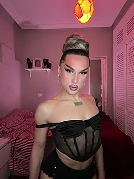 Snapshot of lacattiva chatting on 02-10-26, 05:50 lacattiva online show from 02-10-26, 05:50