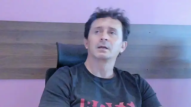 jhonnymonkey  online show from 04-02-26, 05:43