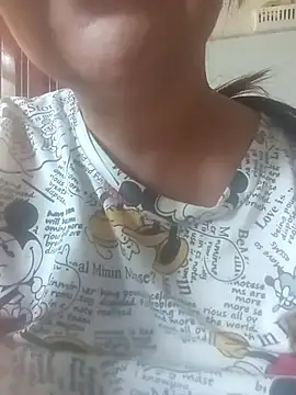 Snapshot of tany90 chatting on 02-19-26, 04:14 tany90 online show from 02-19-26, 04:14