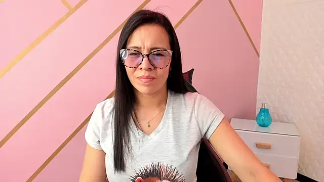 Eva mermaid online show from 10-23-25, 02:16