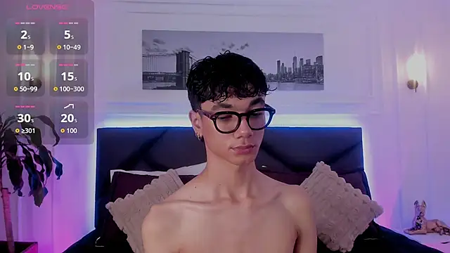 Phillicious   online show from 11-01-25, 10:23