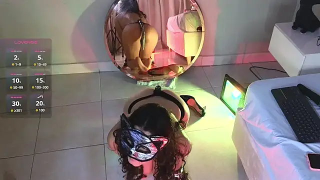 salma falcon online show from 10-23-25, 07:45