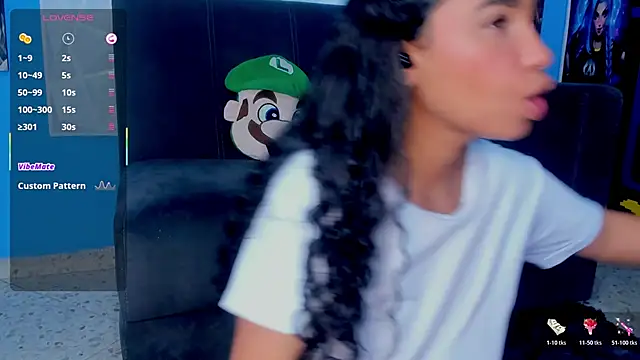 KhateAndersson online show from 11-14-25, 07:01