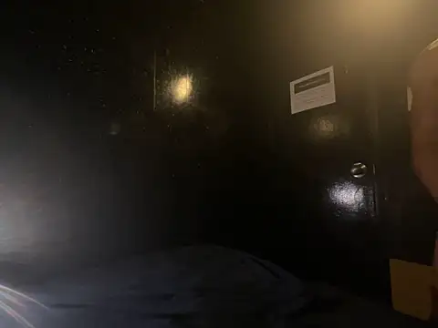 Snapshot of GirThyDock chatting on 02-28-26, 01:17 GirThyDock online show from 02-28-26, 01:17