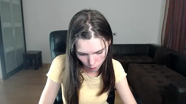 AmelieReve online show from 09-22-25, 04:09