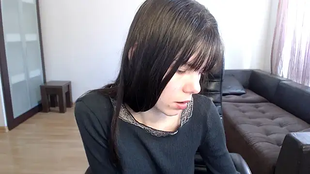 AmelieReve online show from 10-31-25, 11:11