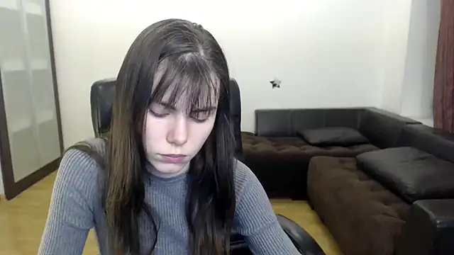 AmelieReve online show from 11-10-25, 06:51