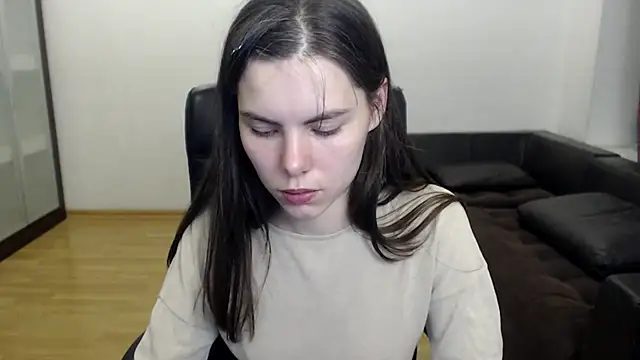 AmelieReve online show from 11-17-25, 06:14