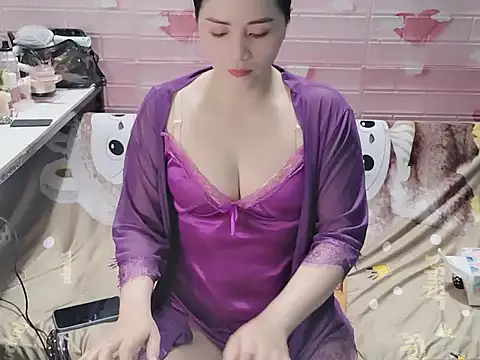 Snapshot of Miu_9117 chatting on 11-11-25, 06:41 Miu 9117 online show from 11-11-25, 06:41