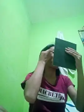 Sexy booty69 online show from 12-05-25, 04:58