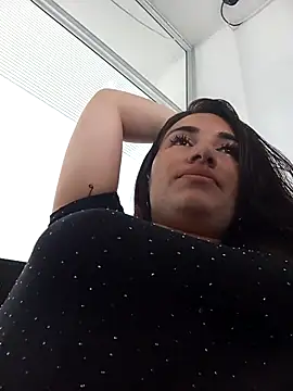 xxx Alice  online show from 10-26-25, 04:02