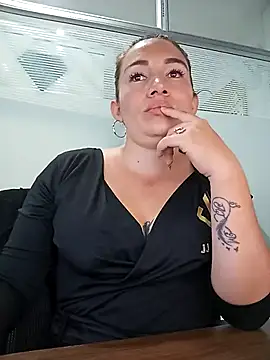 xxx Alice  online show from 11-22-25, 12:42