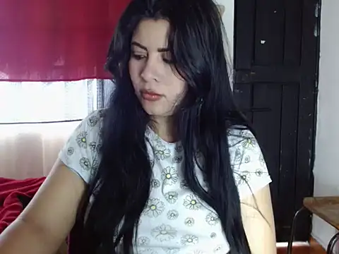 Luna Indiaa online show from 10-01-25, 02:45