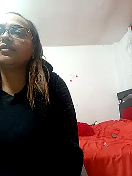 Lady 16 online show from 10-16-25, 12:00