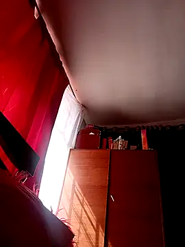 Lady 16 online show from 12-14-25, 02:44