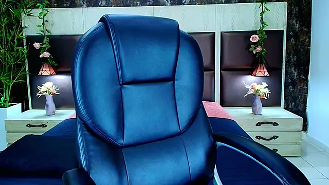 Roxy Skye online show from 10-16-25, 12:39