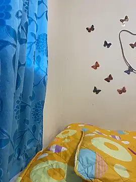 Roxy Skye online show from 11-19-25, 11:43