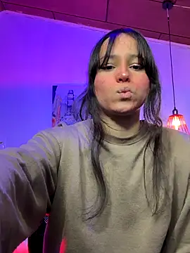 Eymmy 24 online show from 10-18-25, 03:09