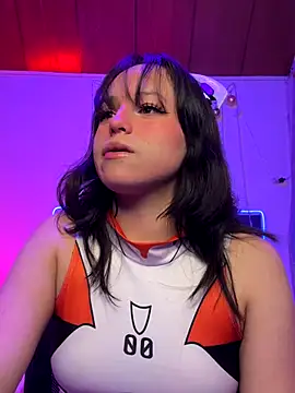 Eymmy 24 online show from 11-17-25, 12:27