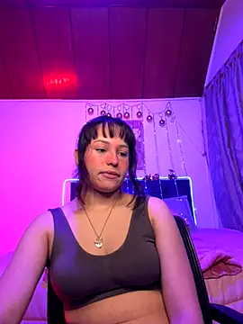 Eymmy 24 online show from 11-25-25, 03:50