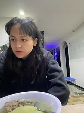 Eymmy 24 online show from 03-16-26, 04:51