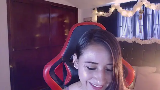 Sofia-mel online show from 10-28-25, 03:47