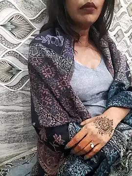 Aarti-kumri online show from 11-20-25, 11:10