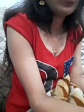 Aarti-kumri online show from 12-22-25, 07:33