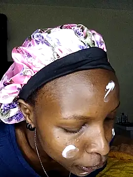 Snapshot of Nedambale chatting on 10-31-25, 09:32 Nedambale online show from 10-31-25, 09:32