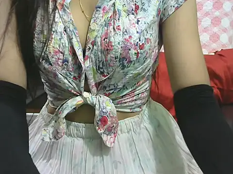 Snapshot of sheetal-sheetal95 chatting on 09-10-25, 04:45 sheetal-sheetal95 online show from 09-10-25, 04:45