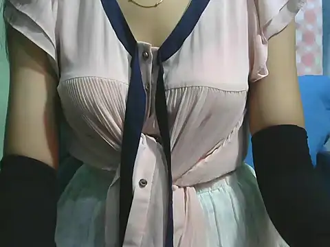Snapshot of sheetal-sheetal95 chatting on 10-05-25, 05:22 sheetal-sheetal95 online show from 10-05-25, 05:22