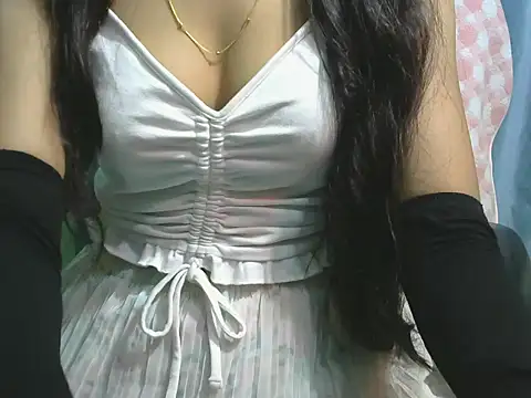 Snapshot of sheetal-sheetal95 chatting on 10-08-25, 06:16 sheetal-sheetal95 online show from 10-08-25, 06:16