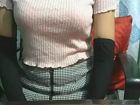 Snapshot of sheetal-sheetal95 chatting on 11-09-25, 05:00 sheetal-sheetal95 online show from 11-09-25, 05:00