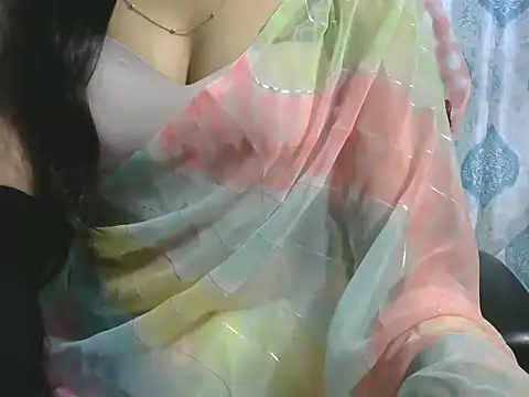 Snapshot of sheetal-sheetal95 chatting on 11-18-25, 06:34 sheetal-sheetal95 online show from 11-18-25, 06:34