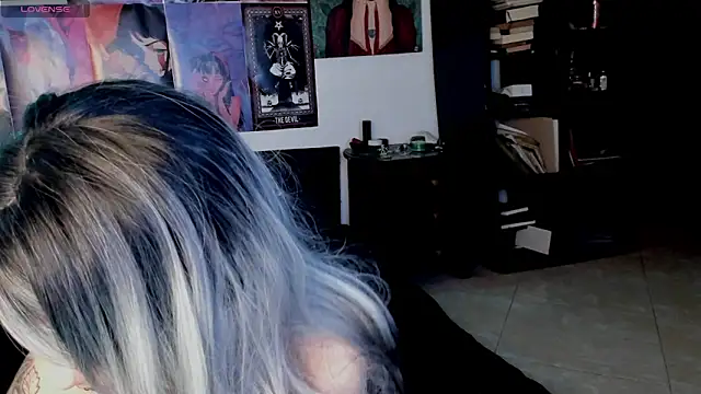 nathaly wild online show from 10-04-25, 09:57