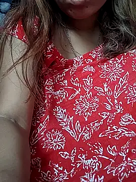 Snapshot of Magic-heart1 chatting on 11-19-25, 05:18 Magic-heart1 online show from 11-19-25, 05:18