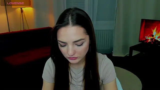 MyEllaLuvs online show from 10-13-25, 08:20