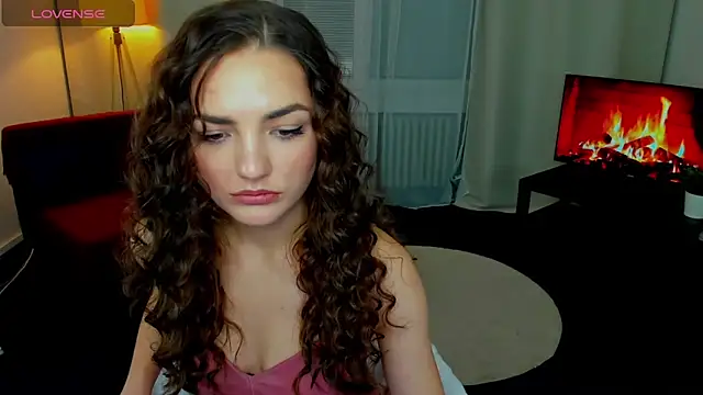 MyEllaLuvs online show from 10-17-25, 08:22