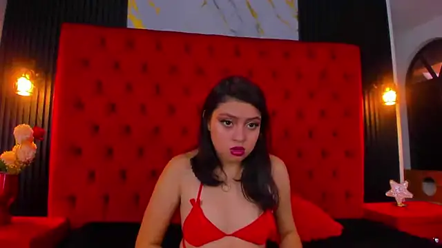 Xzatella online show from 09-19-25, 12:39