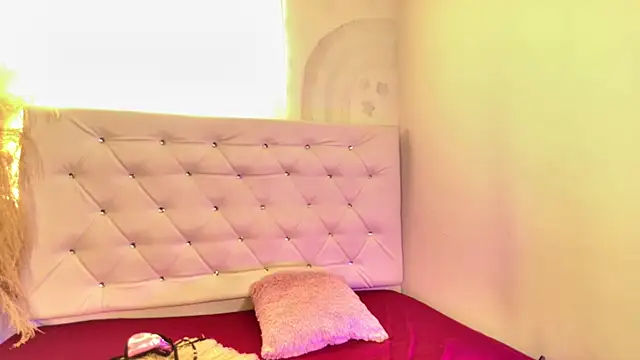 Snapshot of tatixxxvega chatting on 02-19-26, 01:29 tatixxxvega online show from 02-19-26, 01:29