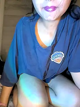 Snapshot of apni_lusty_natasha chatting on 09-22-25, 03:25 apni lusty natasha online show from 09-22-25, 03:25