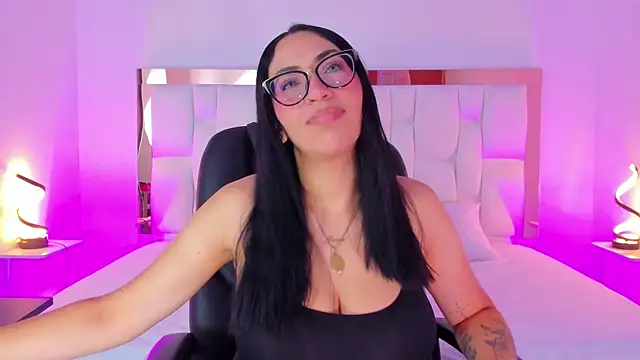 Camille Juicy online show from 09-12-25, 12:38