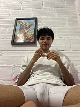 Snapshot of Axel-Mejia chatting on 10-22-25, 02:23 Axel-Mejia online show from 10-22-25, 02:23