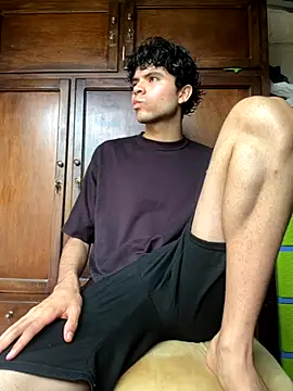 Snapshot of Axel-Mejia chatting on 11-07-25, 07:58 Axel-Mejia online show from 11-07-25, 07:58