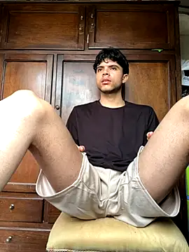 Snapshot of Axel-Mejia chatting on 11-09-25, 08:18 Axel-Mejia online show from 11-09-25, 08:18