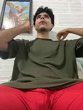 Snapshot of Axel-Mejia chatting on 11-12-25, 03:07 Axel-Mejia online show from 11-12-25, 03:07