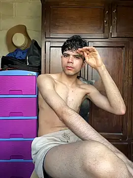 Snapshot of Axel-Mejia chatting on 11-12-25, 06:41 Axel-Mejia online show from 11-12-25, 06:41