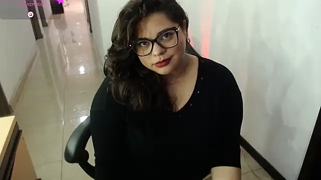 merly chica online show from 10-08-25, 12:58