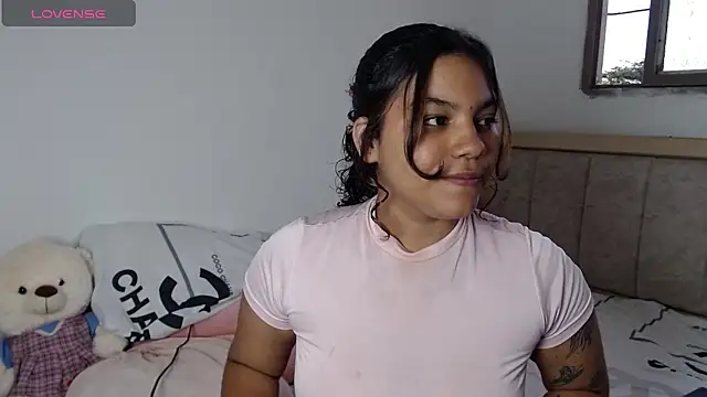 nanny  cute online show from 11-14-25, 10:18