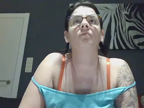 hottyFcup online show from 01-15-26, 07:17